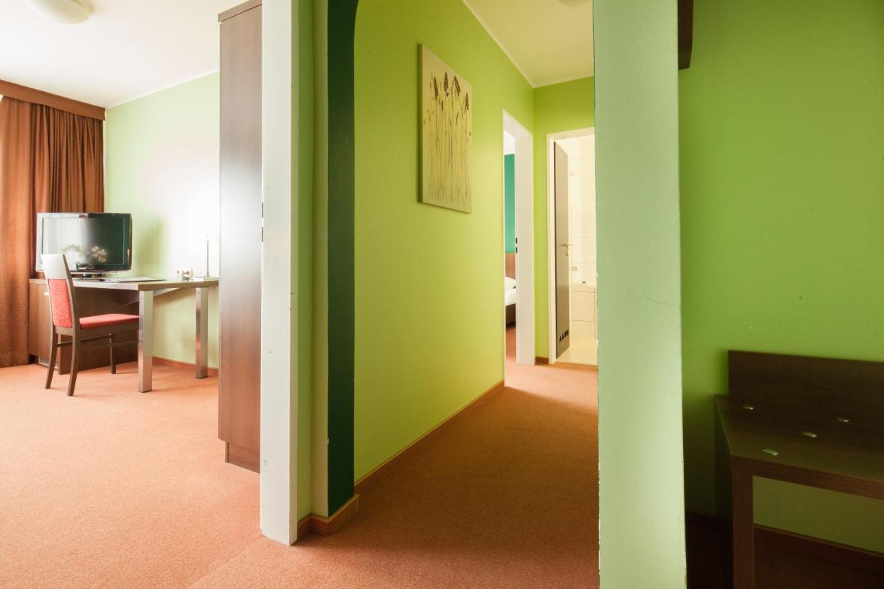 Triple Room,992793280:JPEG