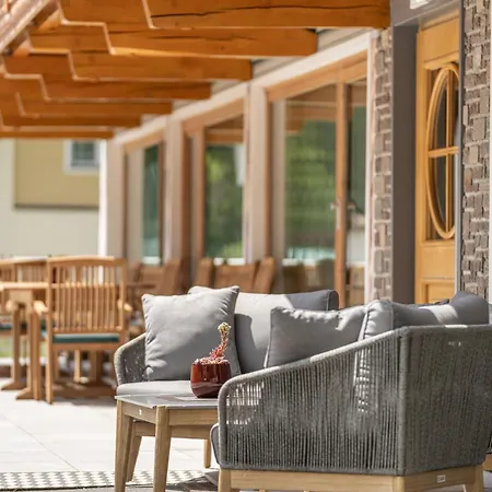 Hotel Schoepf - Mountain Hideaway-3